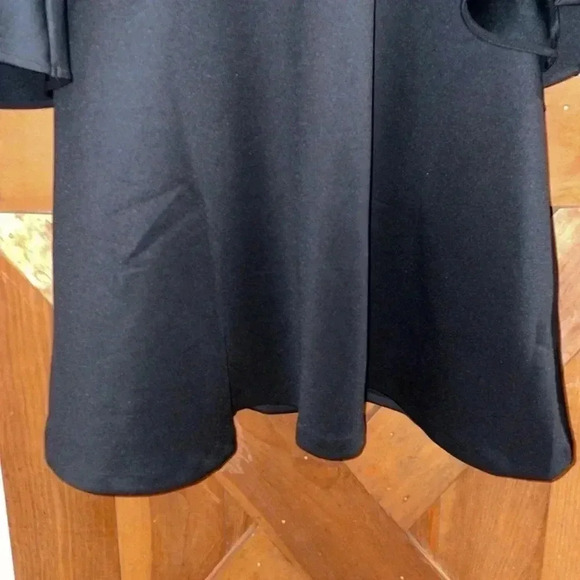 ELOQUII Black Dress- 20 - Picture 5 of 9